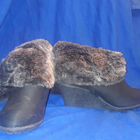 Pointed Toe Platform Wedge Heels Faux Fur Half Boots - Picture 1 of 7